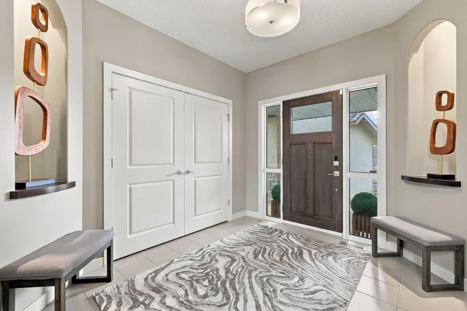 54 West Cedar Place SW