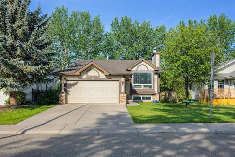 36 Riverview Drive Cochrane AB T4C 1K1