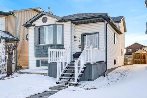312 Martin Crossing Way NE Calgary AB T3J 3T2