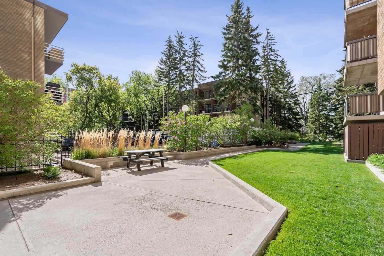 225 25 Avenue SW 1203
