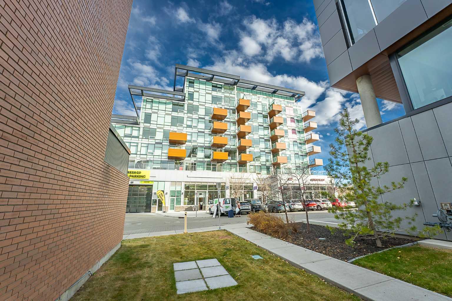 110 18A Street NW 638