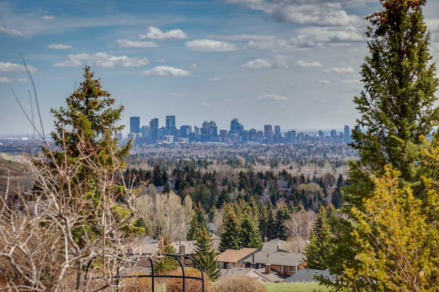55 Edenstone View NW
