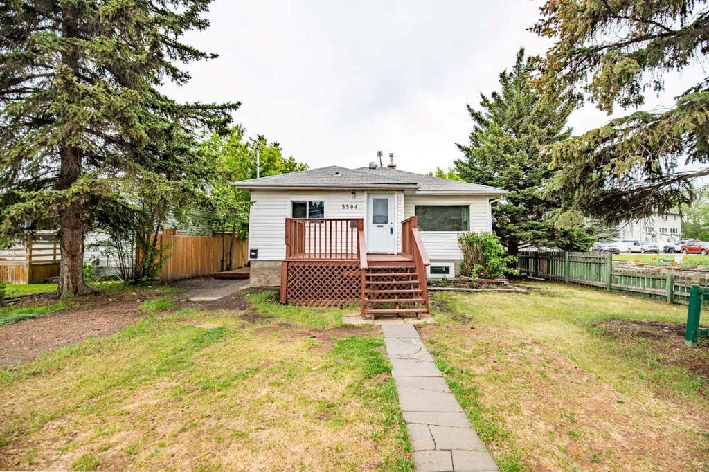 Photo of 5504 58A Street, Red Deer, AB T4N 2M3 (MLS # A2324831)