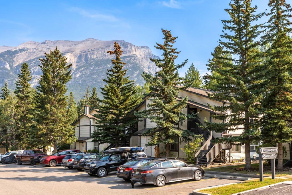 Photo of 300 2 Avenue #41, Dead Mans Flats, AB T1W 2W4 (MLS # A2338677)