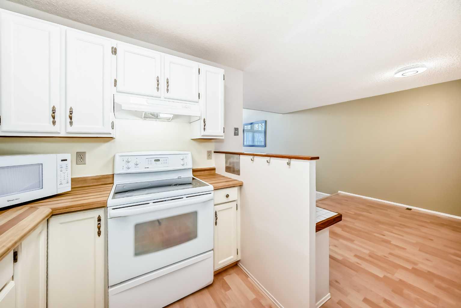 28 Berwick Crescent NW 29