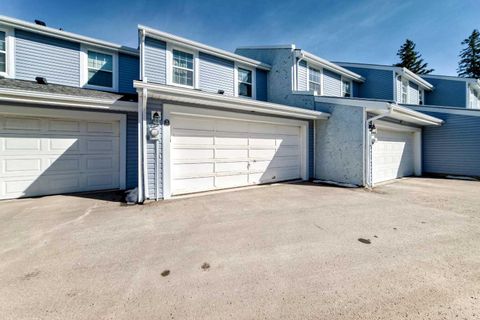 Tiny photo for 28 Berwick Crescent NW #29, Calgary, AB T3K 1Y7 (MLS # A2291163)