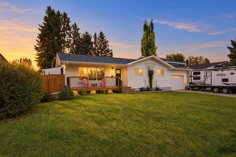 Photo of 37 Sherwood Crescent, Red Deer, AB T4N 0A5 (MLS # A2349711)
