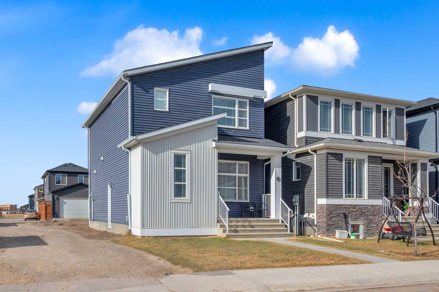 220 Cornerstone Grove NE