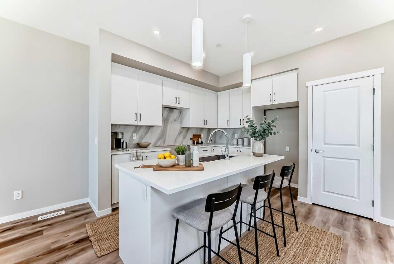 413 Hotchkiss Drive SE