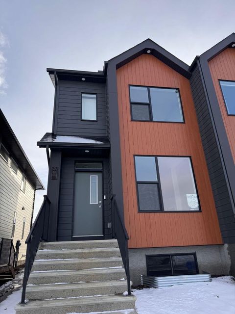 Photo of 25 Setonvista Gate SE, Calgary, AB T3M 4A3 (MLS # A2244432)