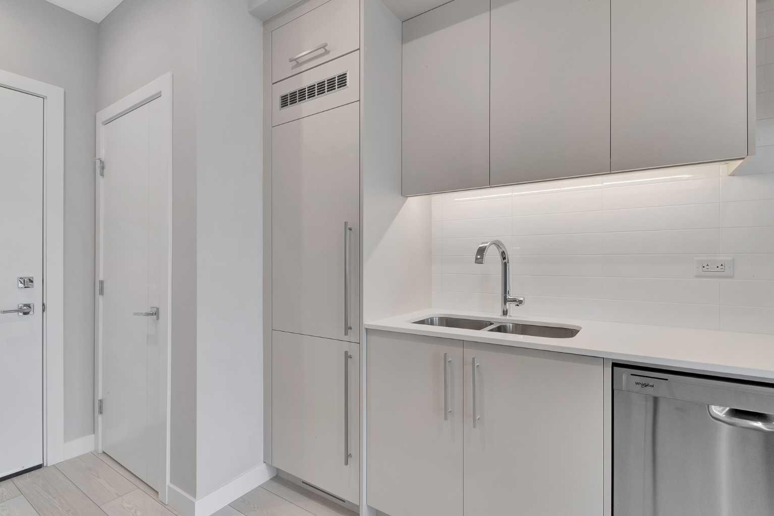 8230 Broadcast Avenue SW 516