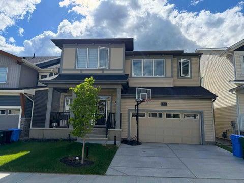 Photo of 33 Carringwood Street NW, Calgary, AB T3P 2A7 (MLS # A2346547)