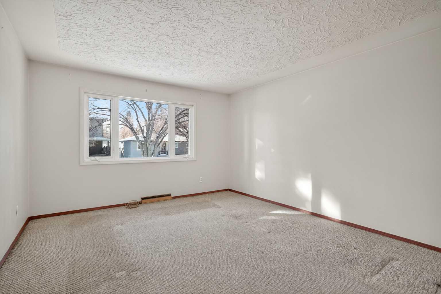 44 Winslow Crescent SW