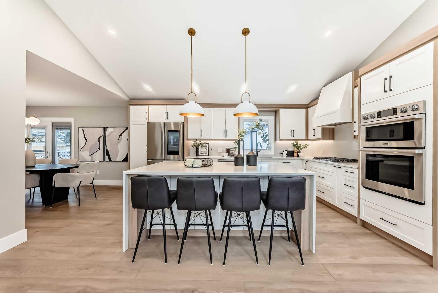 135 Lake Wapta Rise SE