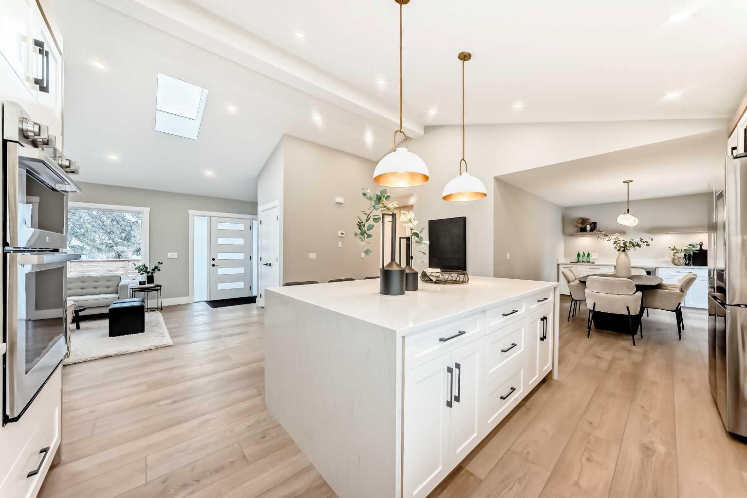 135 Lake Wapta Rise SE