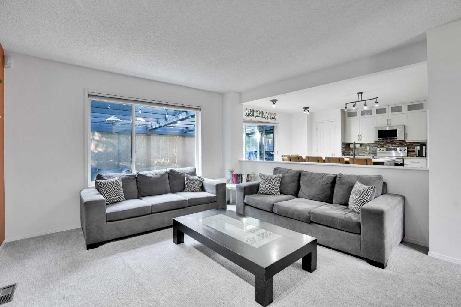 264 harvest hills Drive NE