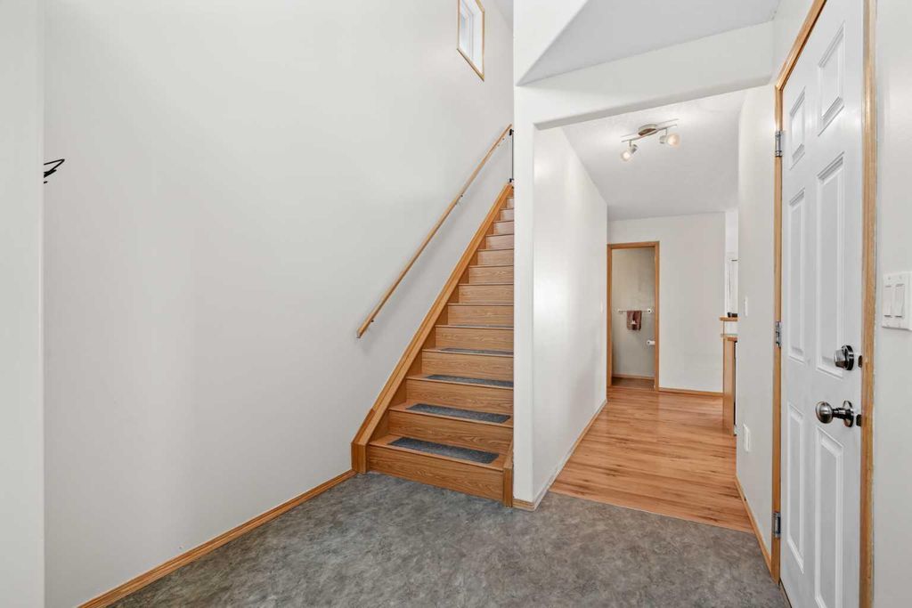 Photo of 24 Destination Place, Olds, AB T4H 1X8 (MLS # A2284785)