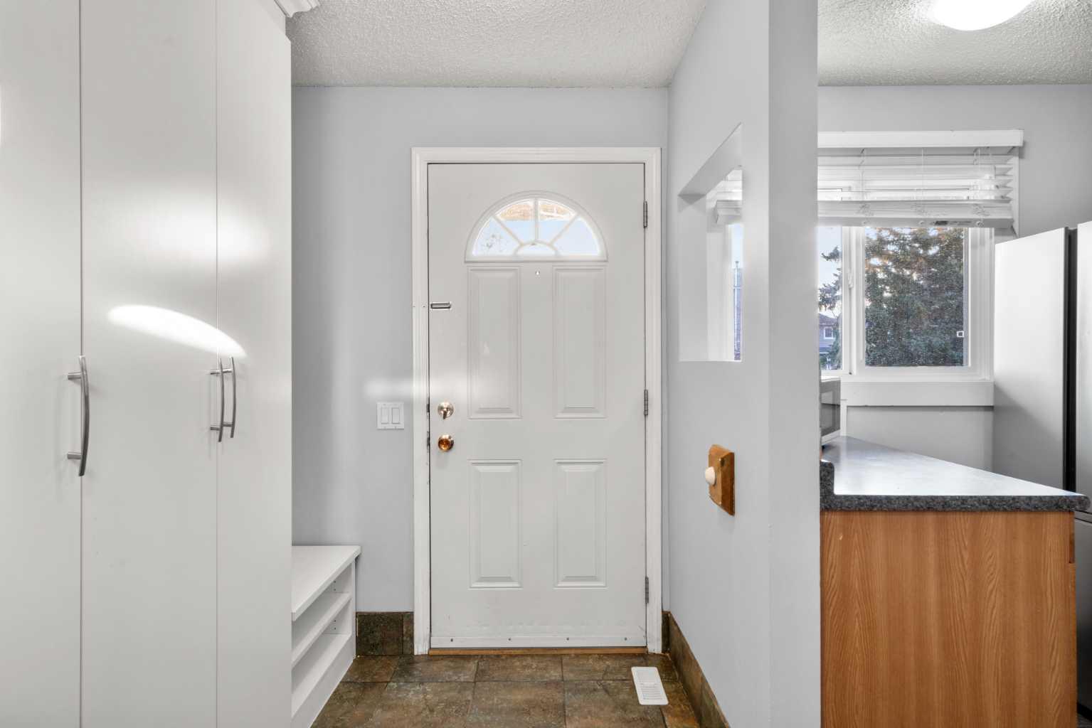 200 Shawnessy Drive SW 15