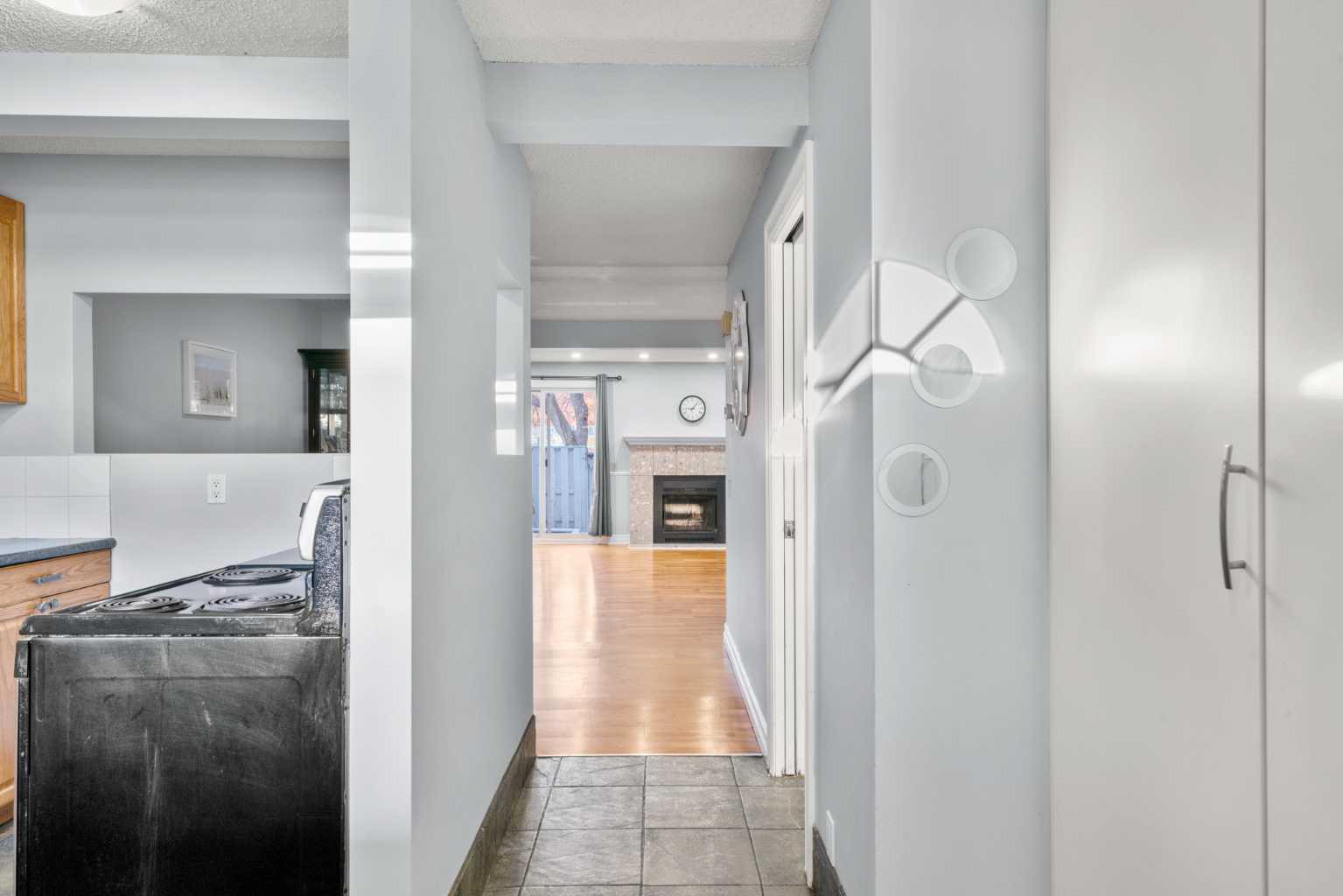 200 Shawnessy Drive SW 15