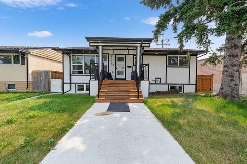 Photo of 2415 22 Avenue SW, Calgary, AB T2T 0T1 (MLS # A2336659)