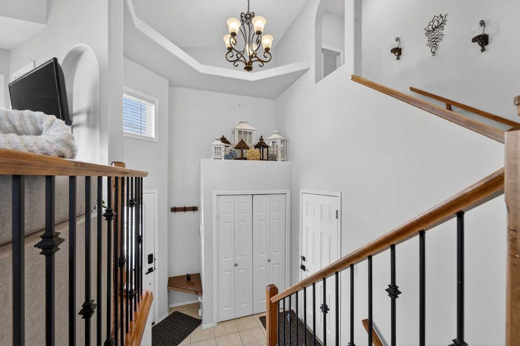 Photo of 210 Firelight Crescent W, Lethbridge, AB T1J 4W1 (MLS # A2289625)