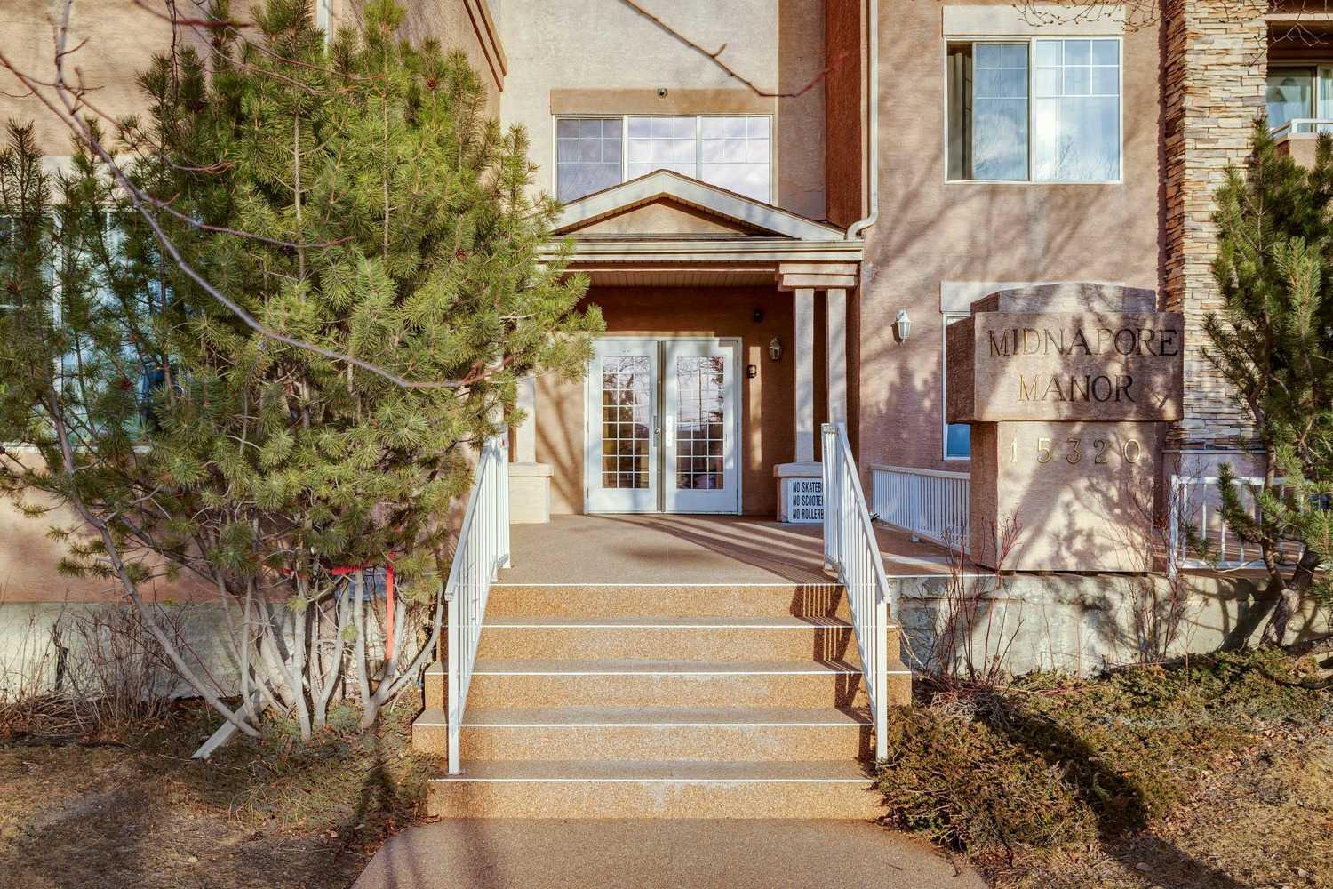 15320 Bannister Road SE 302