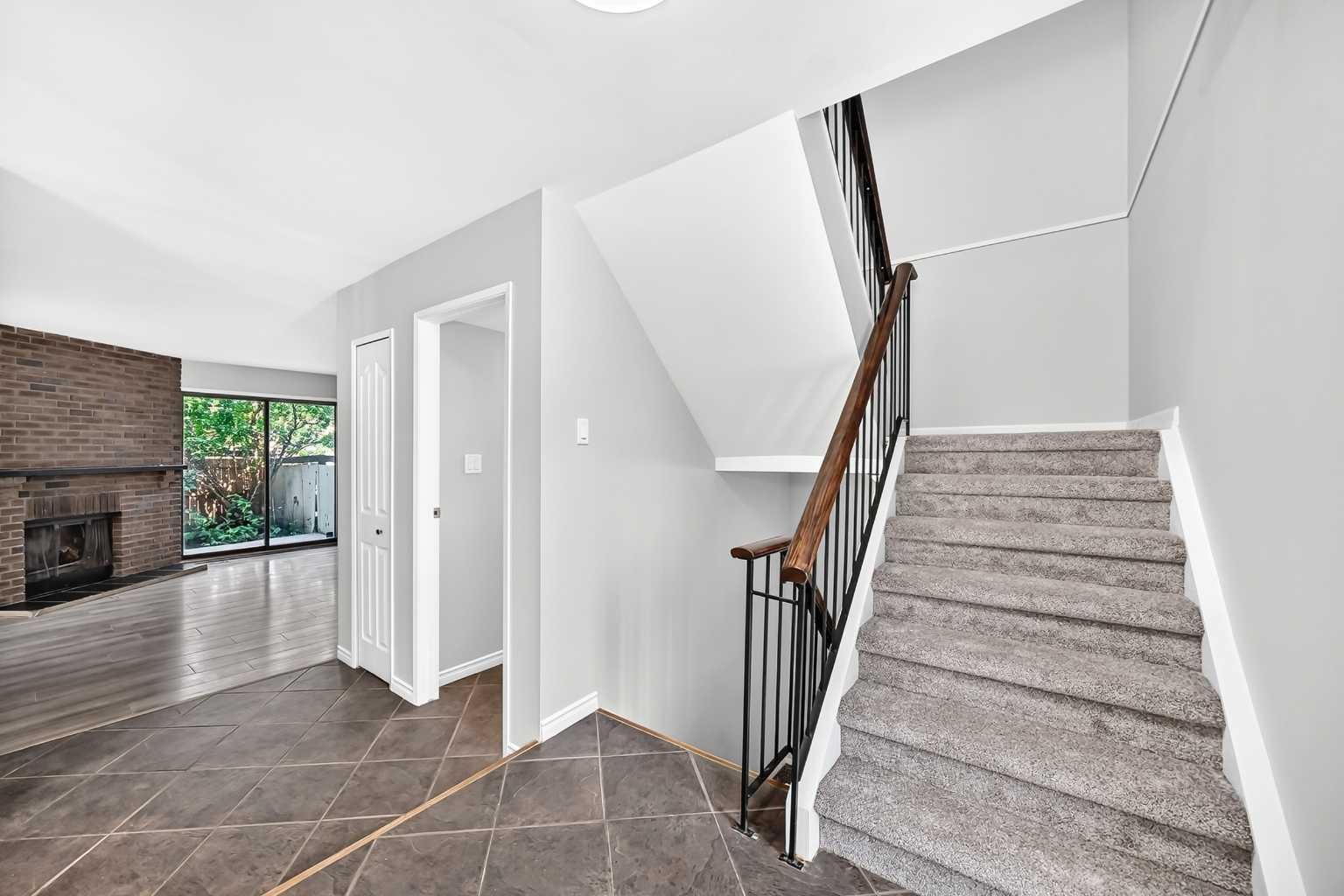 2210 Oakmoor Drive SW 15
