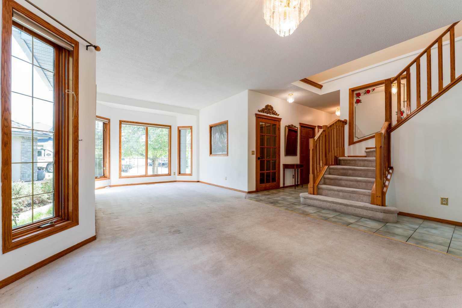 117 Evergreen Place SW