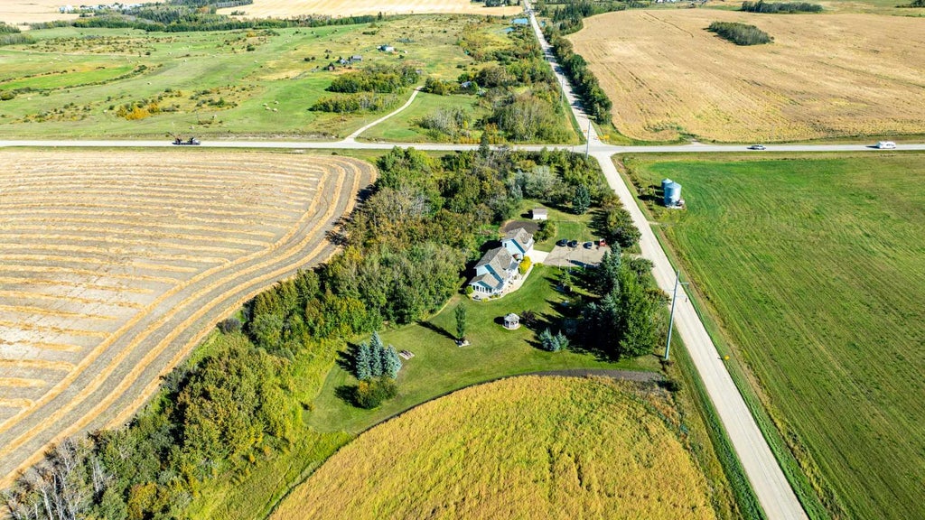 Photo of 26108 Township Road 381 Road, Rural Red Deer County, AB T4E 1G1 (MLS # A2346632)