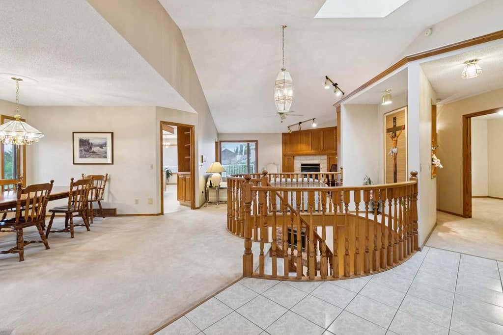 Photo of 116 Scandia Rise NW, Calgary, AB T3L 1V6 (MLS # A2336836)