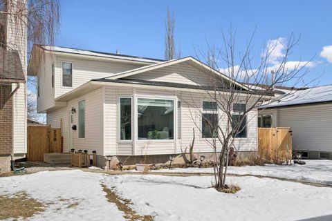 220 Macewan Glen Place NW Calgary AB T3K 2C8