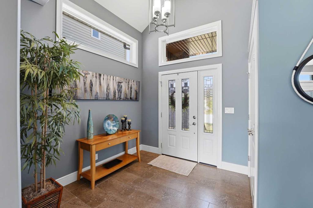 Photo of 22 Vienna Close, Red Deer, AB T4R 0P1 (MLS # A2312934)