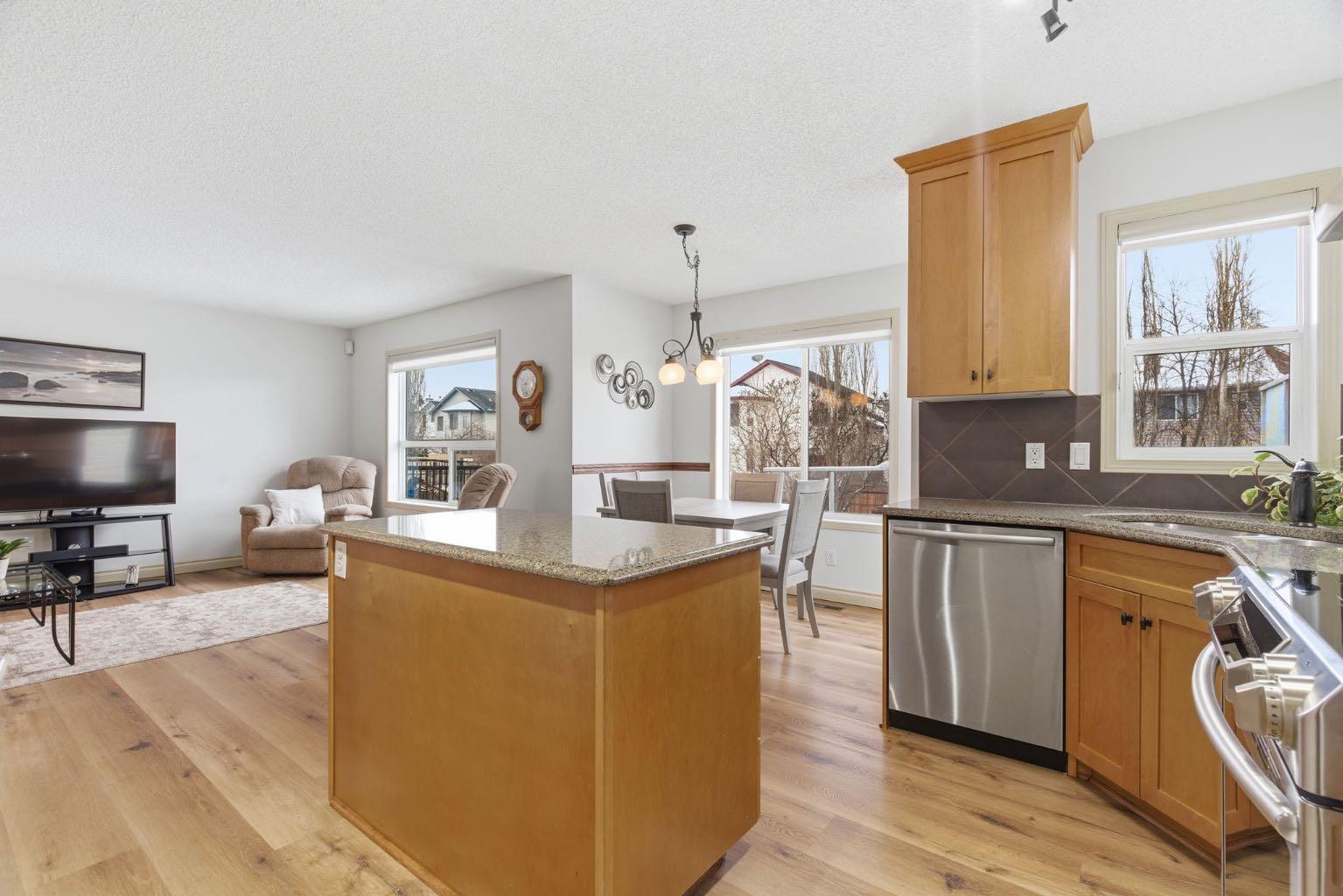 329 Douglas Ridge Circle SE