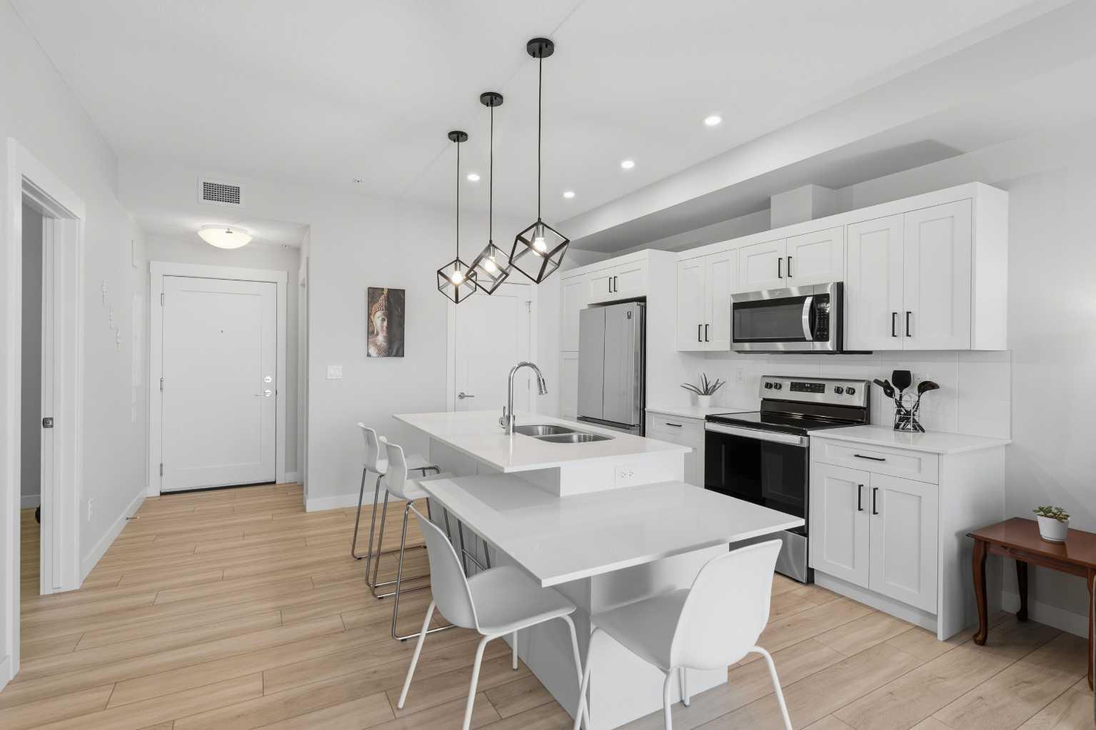 400 Auburn Meadows Common SE 220
