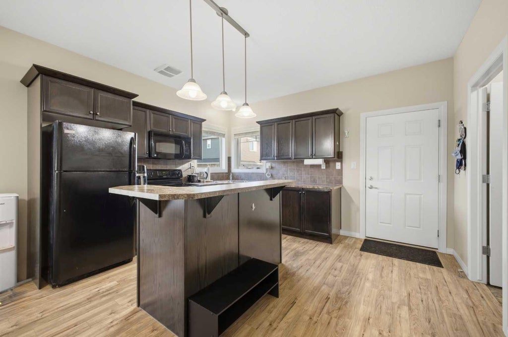 Photo of 150 Vanier Drive #408, Red Deer, AB T4R 0L1 (MLS # A2328495)