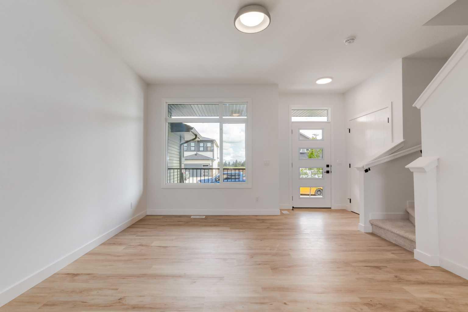403 Clydesdale Avenue