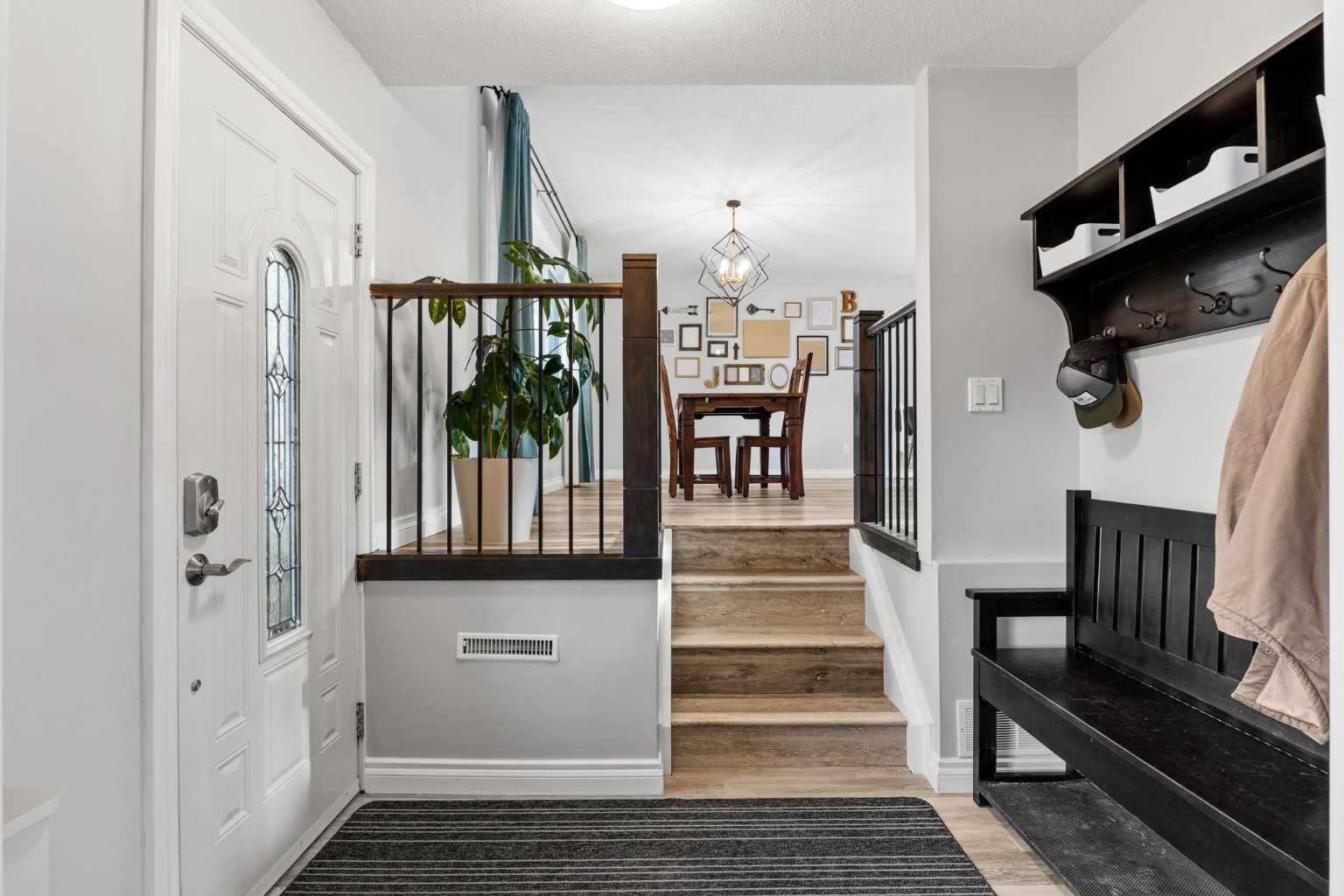 123 Sackville Drive SW