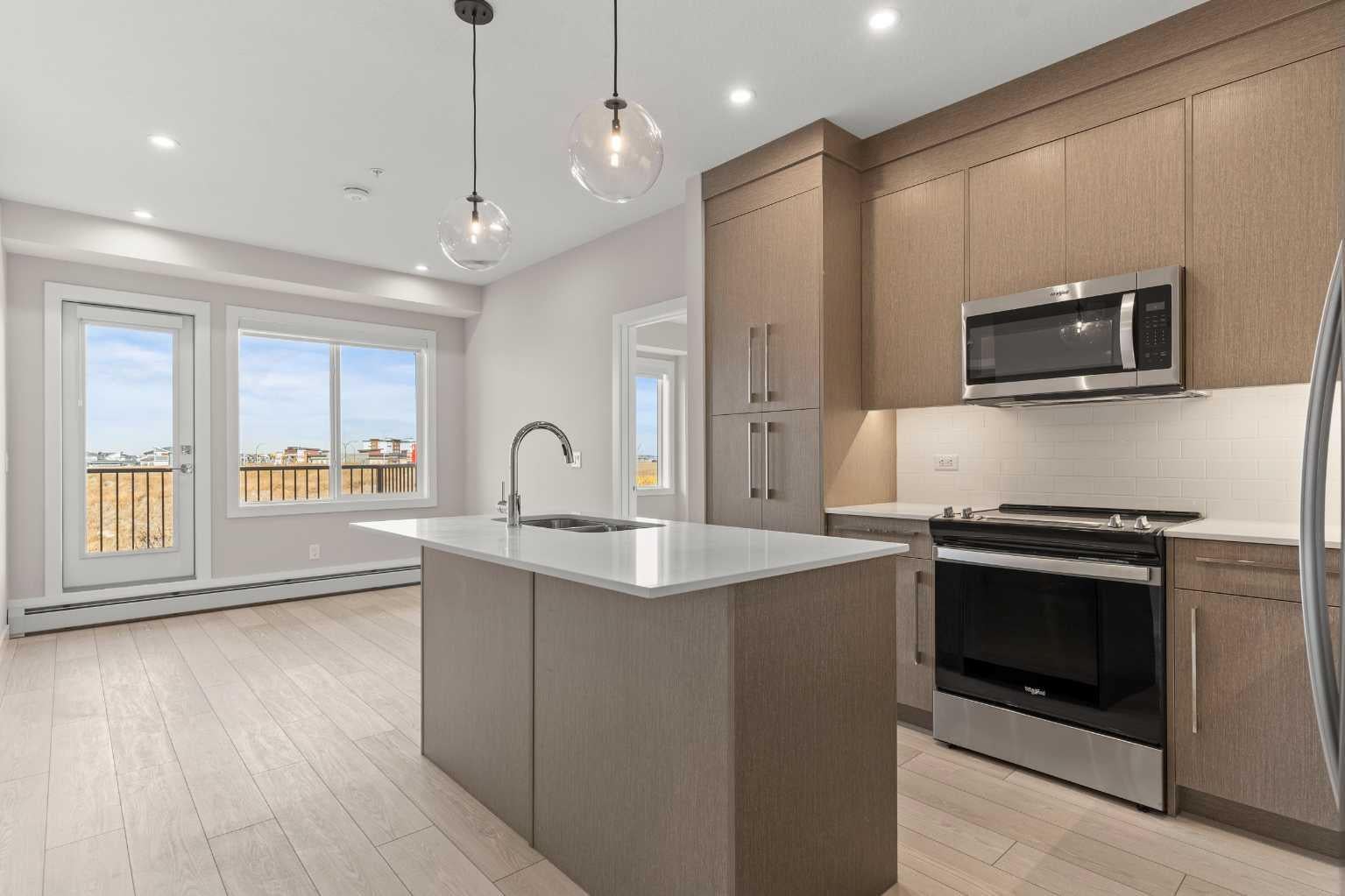 395 Skyview Parkway NE 2212