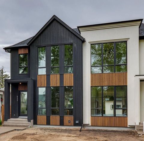 Photo of 532 51 Avenue SW, Calgary, AB T2V 0A3 (MLS # A2320187)