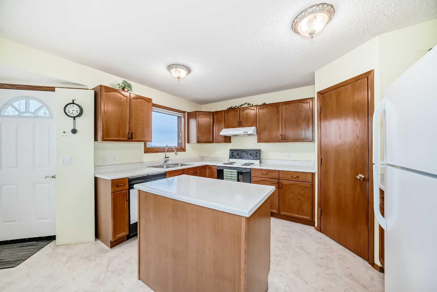 40 Harvest Glen Mews NE