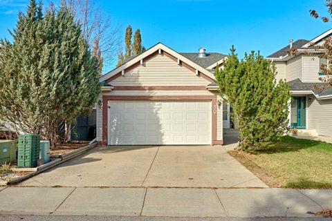 50 Somervale Green SW Calgary AB T2Y 3K1