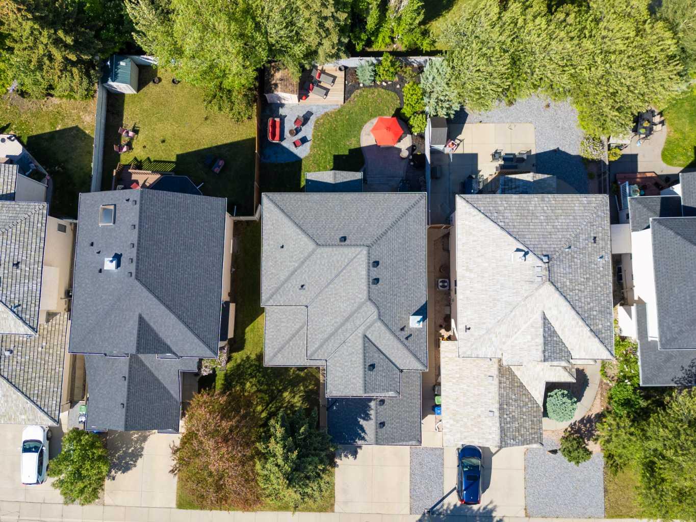 30 Mt Yamnuska Court SE
