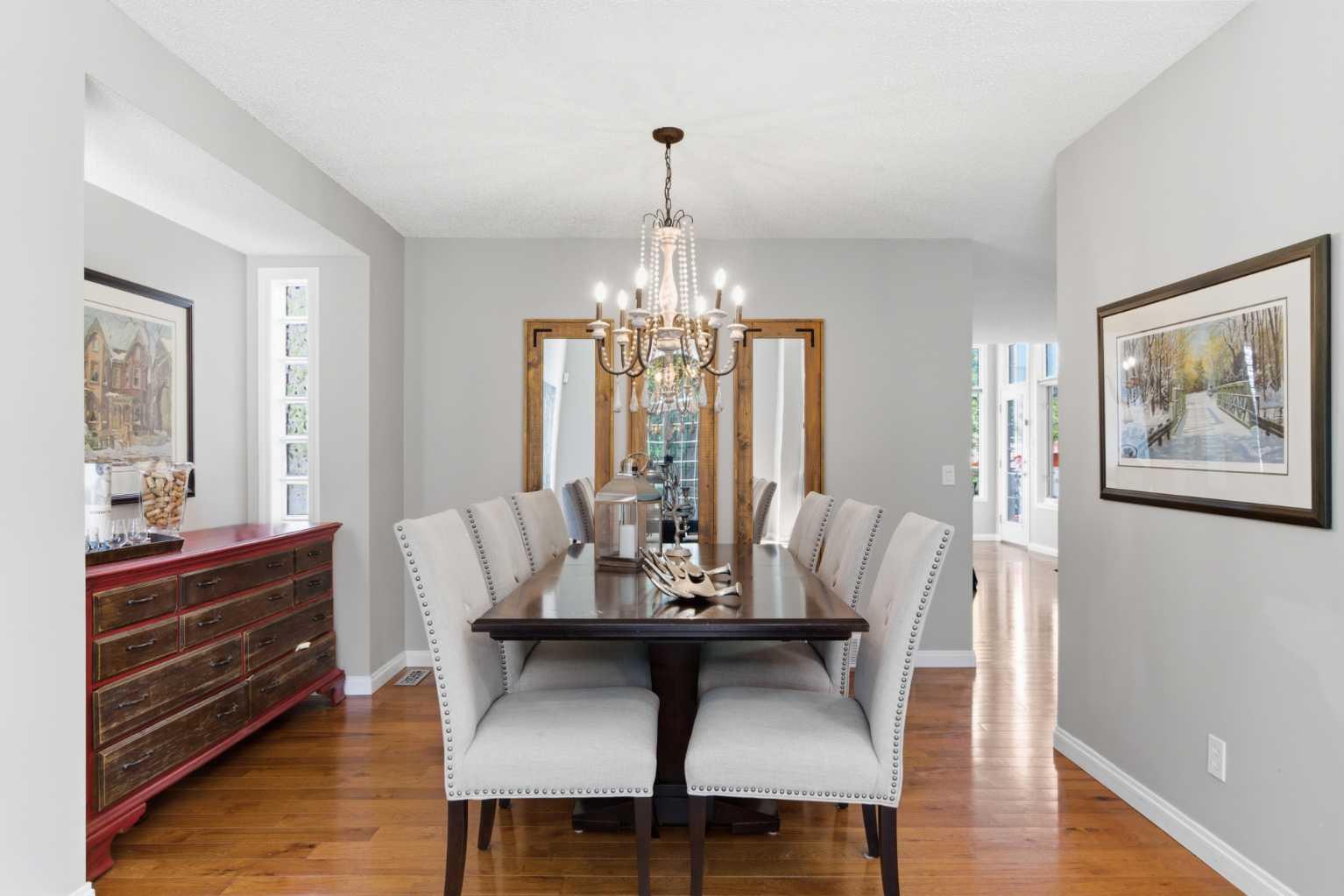 30 Mt Yamnuska Court SE