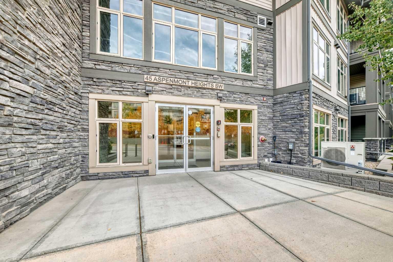 45 Aspenmont Heights SW 216