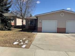 140 Dovista Court SE