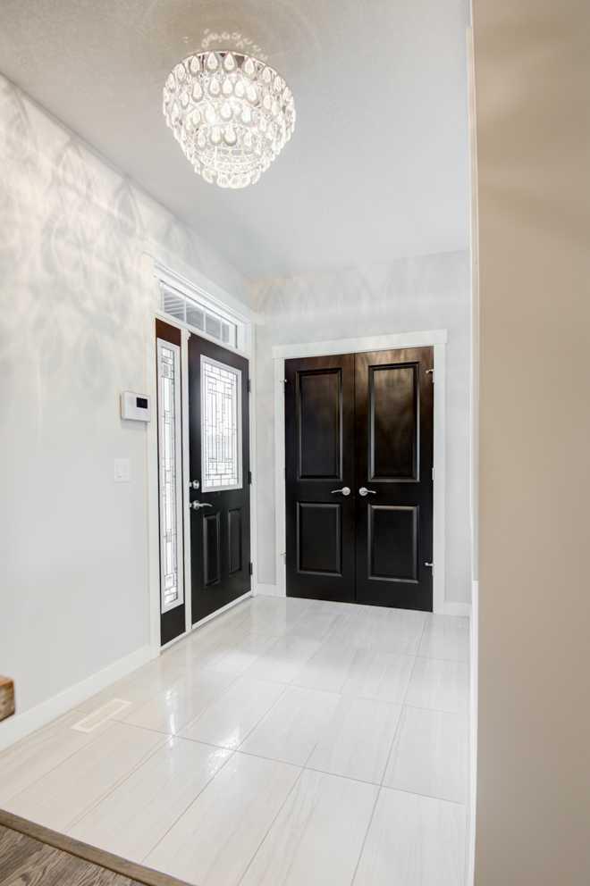 53 sherwood Square NW