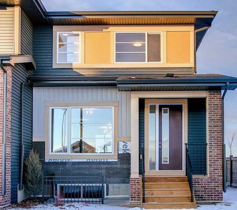 Photo of 237 Cobblestone Gate SW, Airdrie, AB T4B 0R7 (MLS # A2276231)