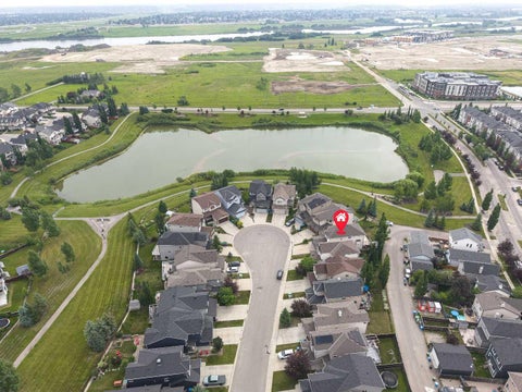 Photo of 125 Silverado Range Cove SW, Calgary, AB T2X 0E1 (MLS # A2329857)