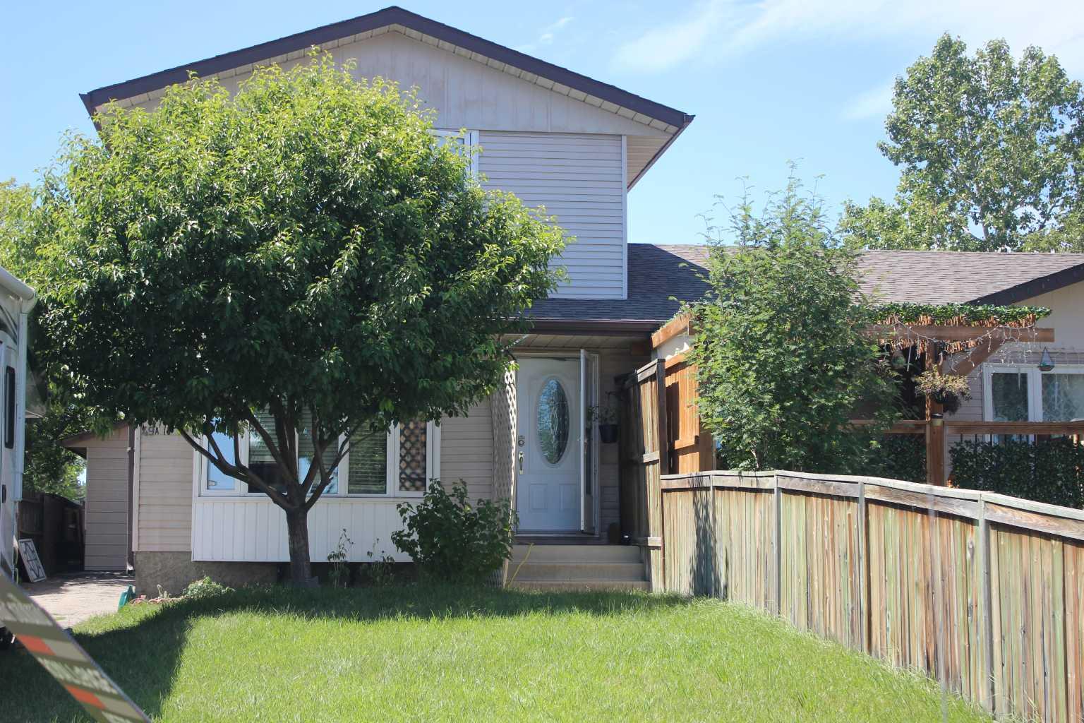 49A Fonda Green SE