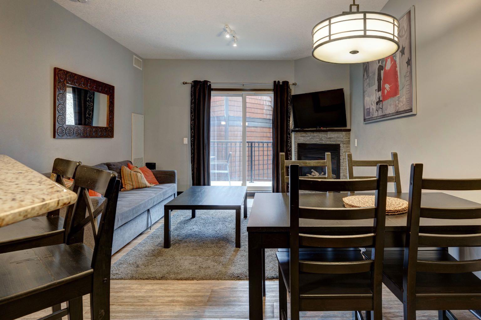 901 Mountain Street 202